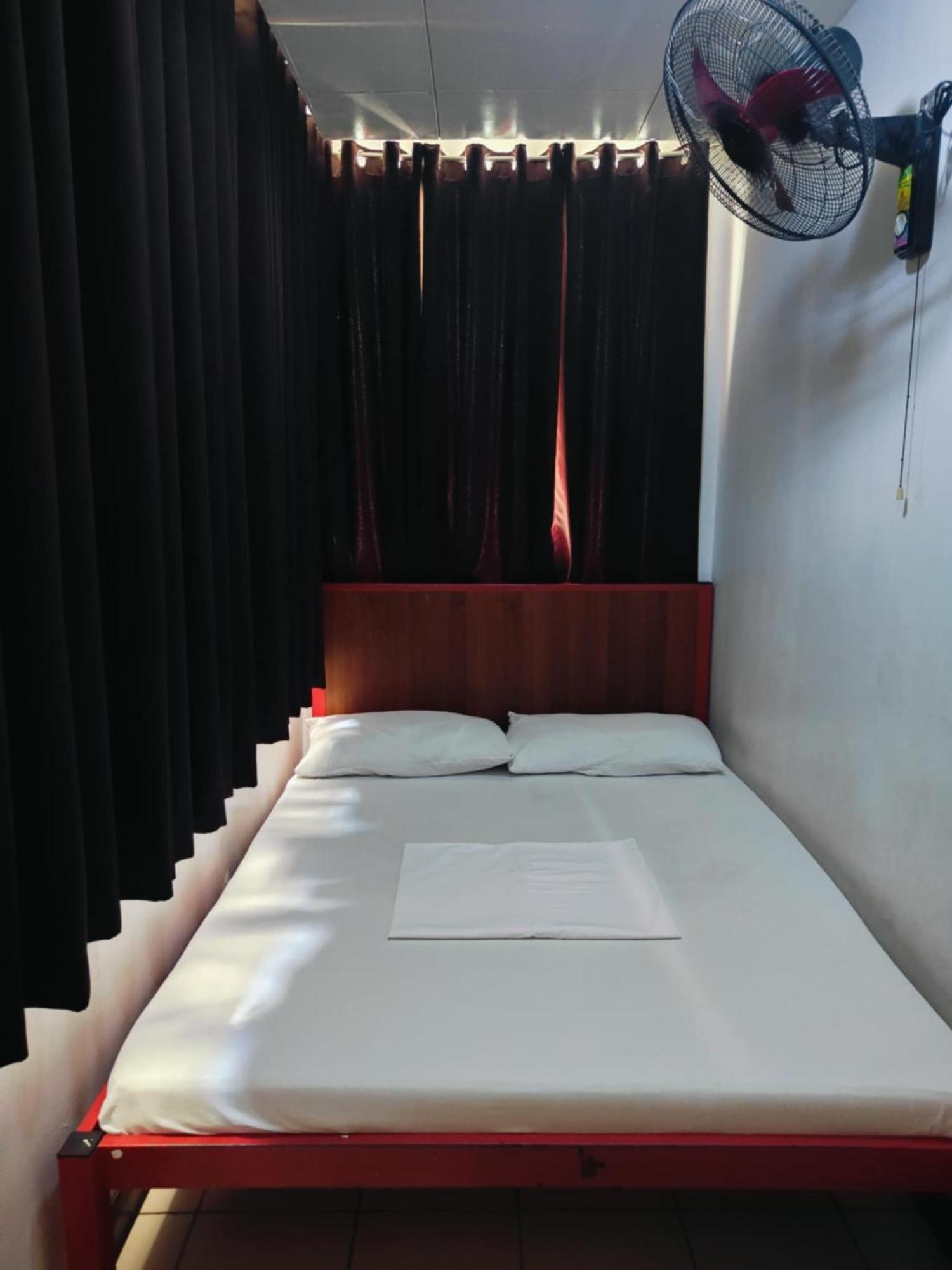 Stay Malate Manila Exterior photo